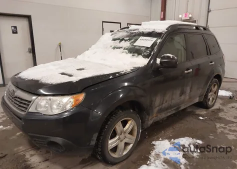 2010 Subaru Forester 2.5X Premium z USA, uszkodzony, nr VIN JF2SH6CC4AH785394